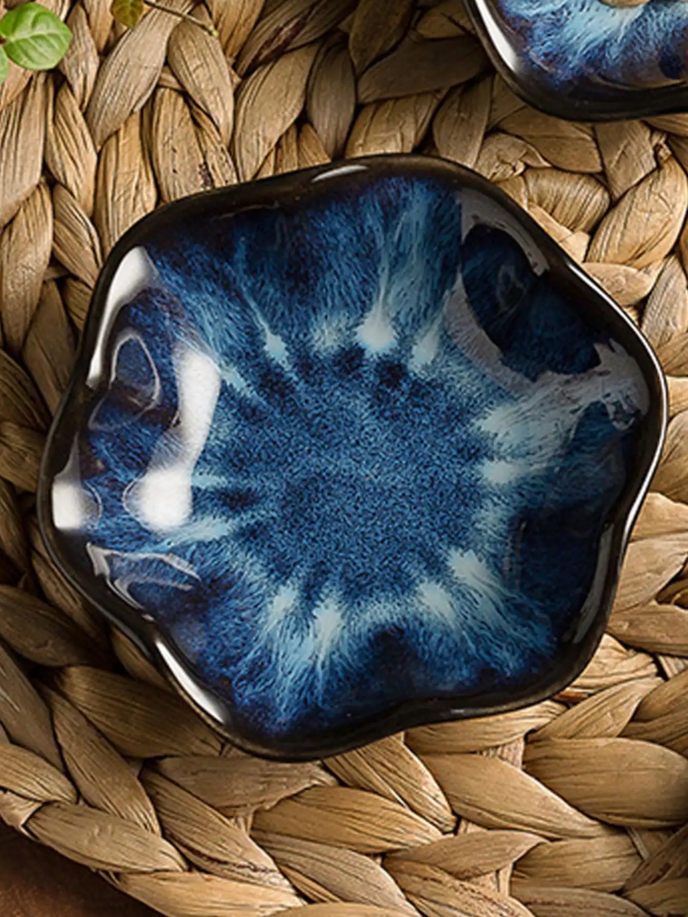 1pc 4.3' Ceramic Jewelry Tray, Bracelet Watch Ring Holder Dish, Necklace Earring Headphone Storage Plate, Reactive Glaze Deep Blue & Light Blue SH2405038748667747