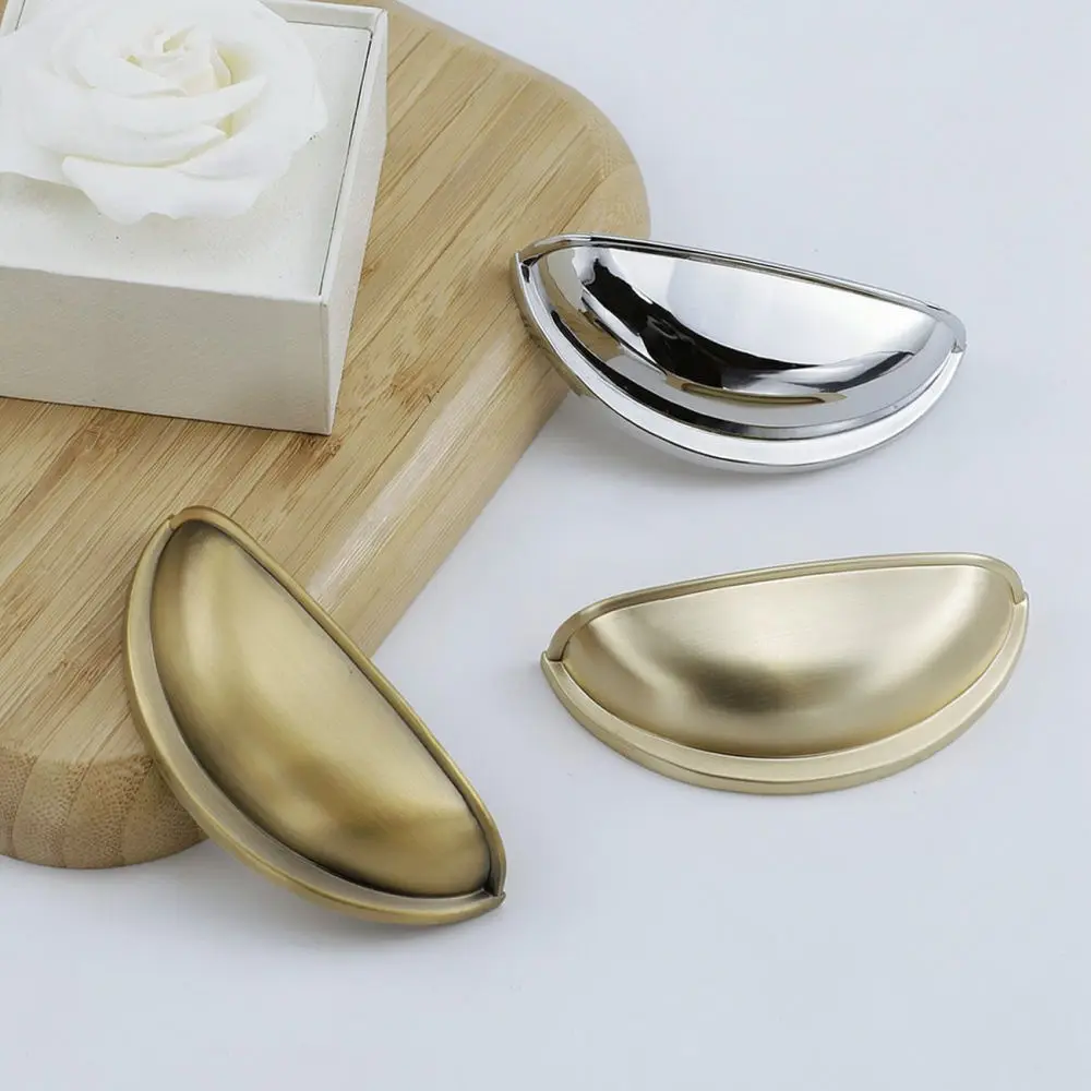 Durable Zinc Alloy Drawer Pull Half Moon Cabinet Handle Decorative Furniture Knob Brushed Silver Wardrobe Hardware