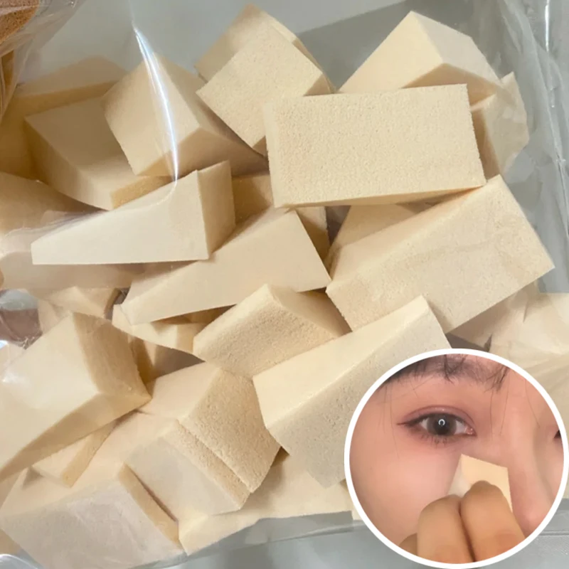 100PCS/Bag Triangle Makeup Sponge Soft Smooth Foundation Powder Puffs Washable Lightweight Cosmetic Puffs Nail Art Beauty Tools