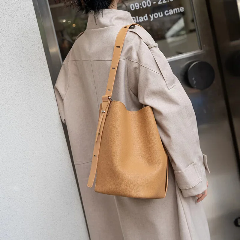 New Women Shoulder Bag Lady Soft Split Leather Large capacity Lazy Style Wanderers Bucket Totes Female Square Bottom Messenger