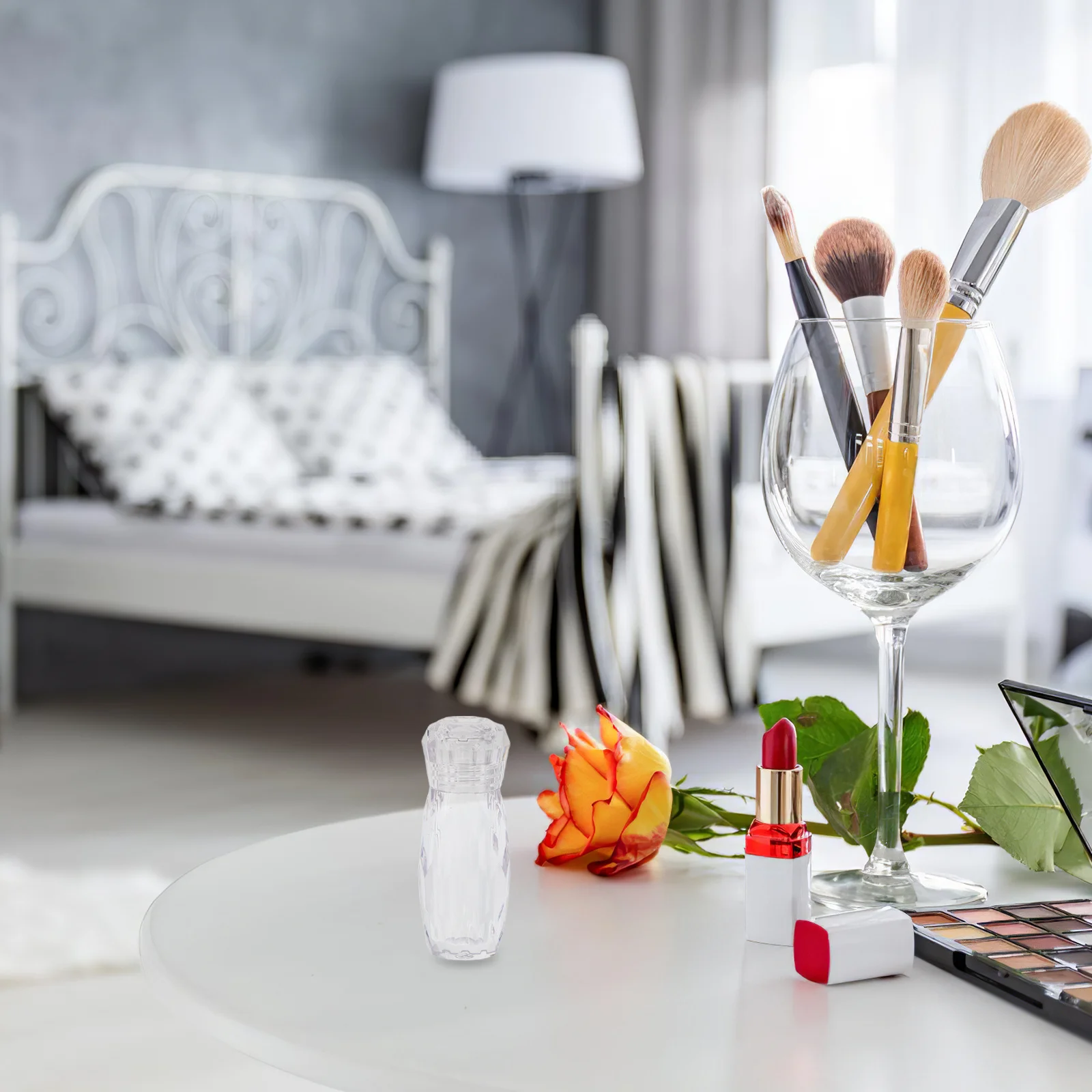 5 個 3 ミリリットルグリッター容器透明プラスチック瓶旅行用メイクアップ Diy 工芸品詰め替えパウダーディスペンサーボトルルースメイクアップ