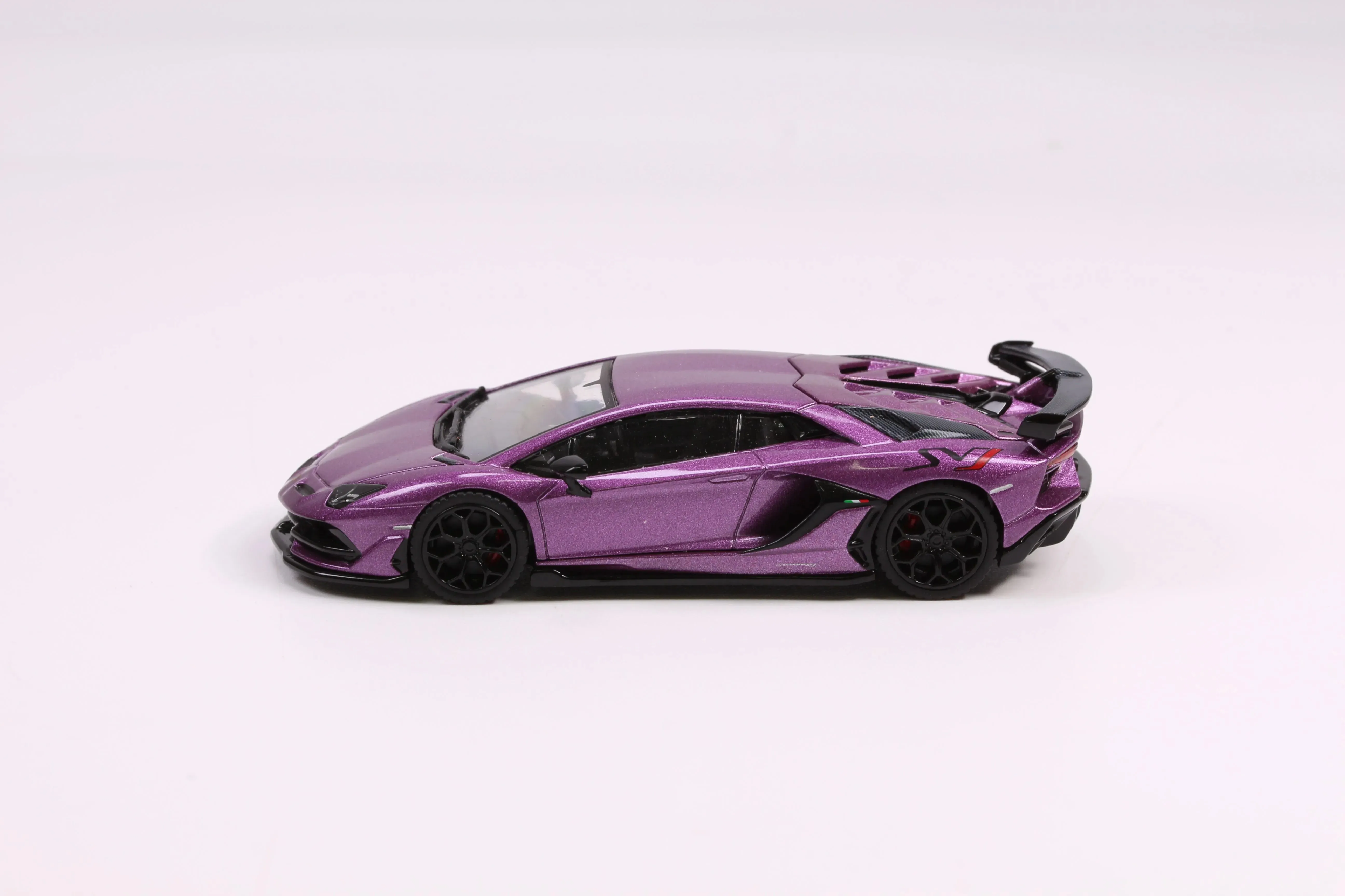 HH Toys 1/64 Aventador SVJ Model Car Collection Limited Edition Hobby Toys Diecast