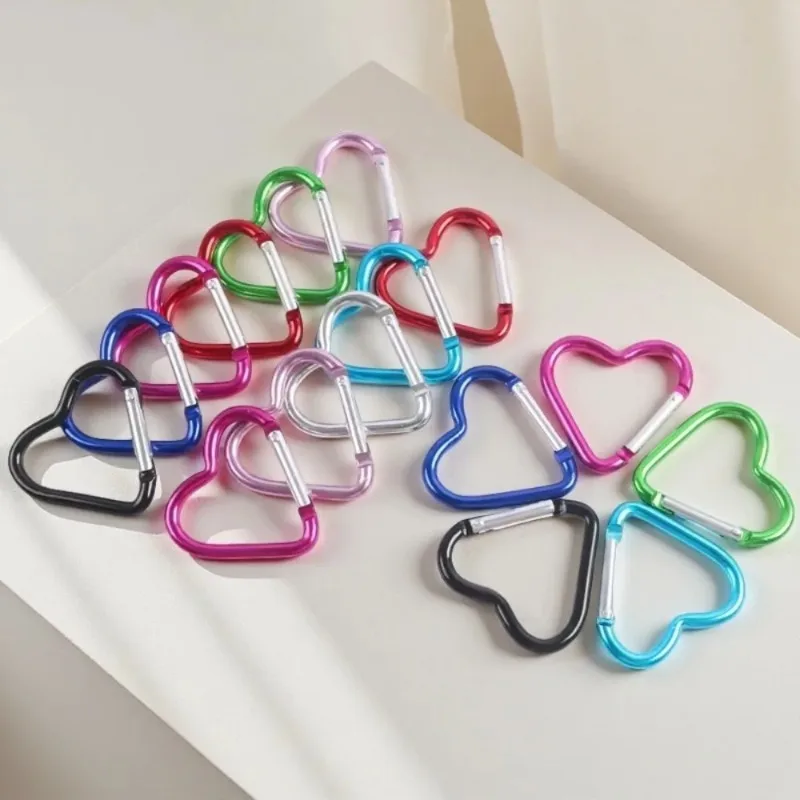 

Heart Shaped Metal Climbing Keychain Buckle Multi Outdoor Camping Key Ring Water Bottle Hanging Buckle Travel Kit Accessories