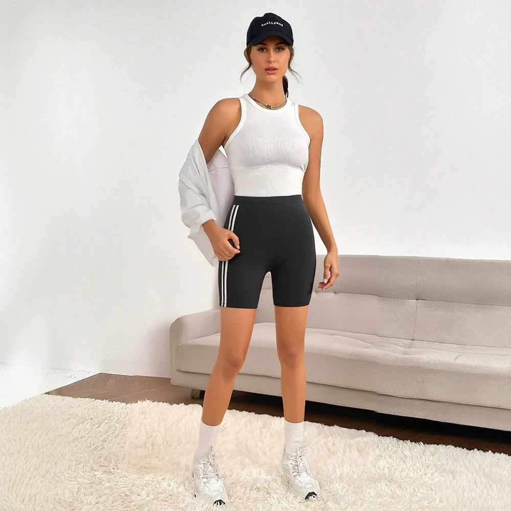 レディース ショートパンツ オールシーズン ミニマリスト 控えめ 無地 ナチュラルウエスト スキニーフィット ストレート カジュアル ショートパンツ