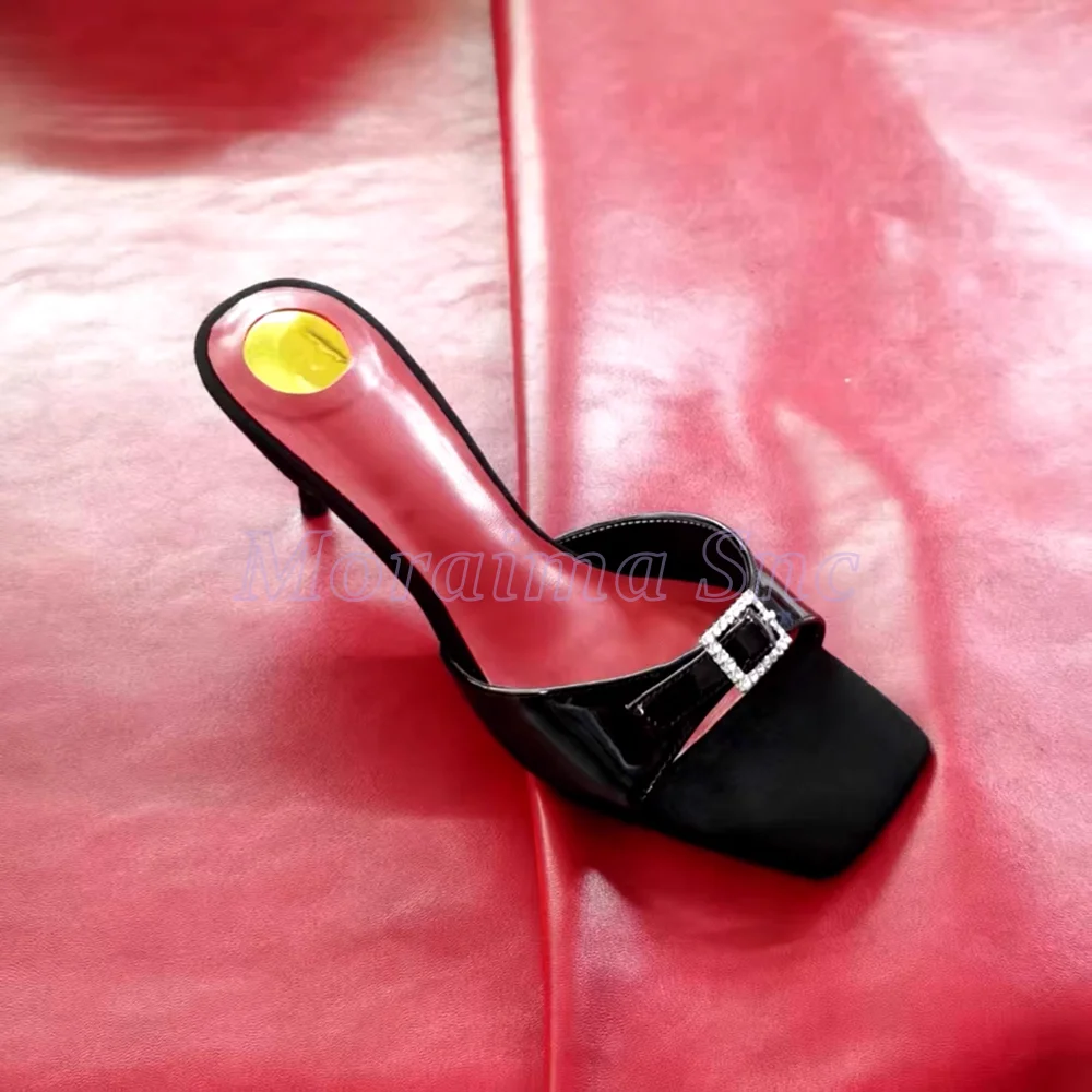 الساتان مشبك ساحة تو البغال الضحلة الانزلاق على خنجر عالية الكعب أسود الصلبة مثير المرأة شبشب صيفي مأدبة حفلة 2025 جديد #3