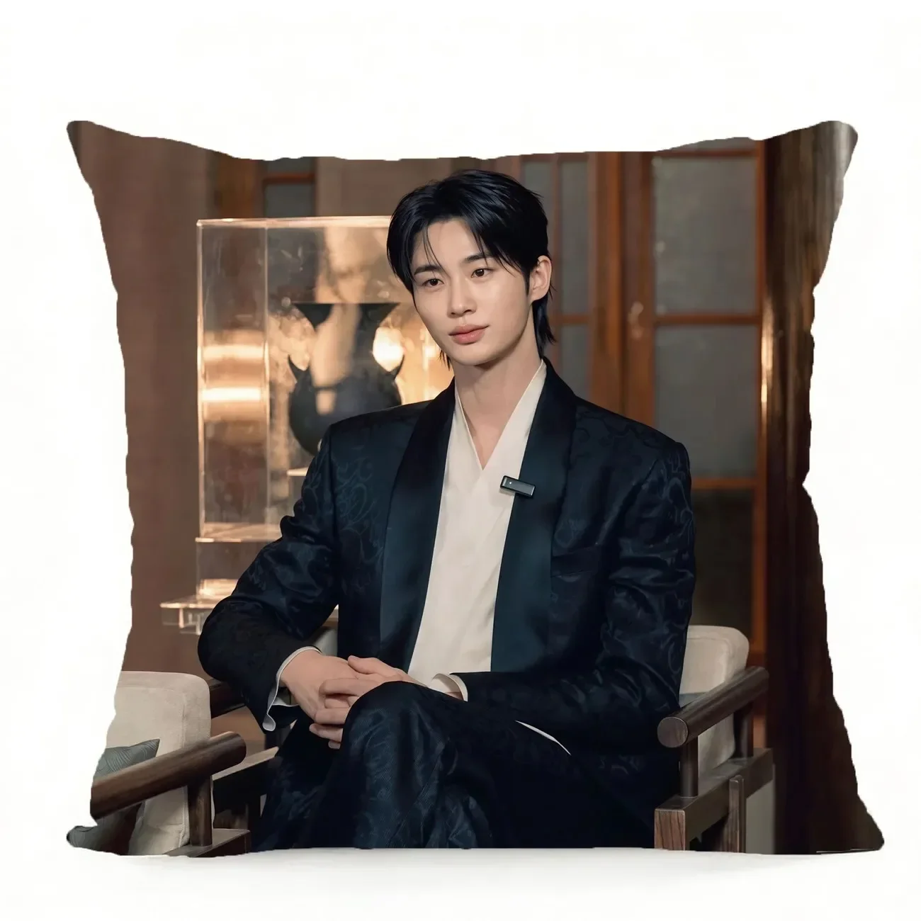 변우석 Byeon Woo-seok Magazine Cover Korean TV Perfect Crown Drama Stills Home Sofa Decor Cushion Cover