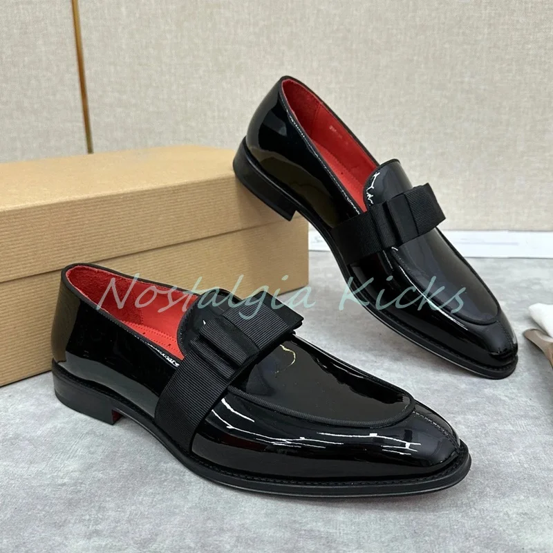 

Black Shiny Patent Leather Slip On Loafers for Man Bow Decorated Red Lining Casual Dress Shoes Elegant Men's Wedding Shoes