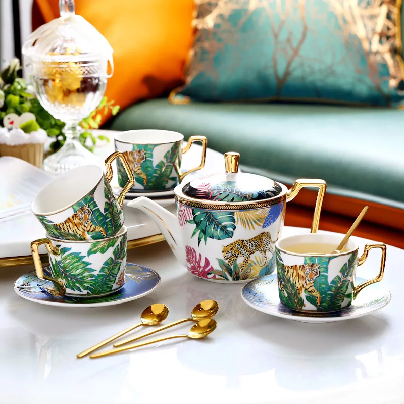 

Креативный кофейный чайный сервиз в европейском скандинавском стиле, керамический сервиз для послеобеденного чая, цветок, чашка для чая, блюдце, полная посуда для дома