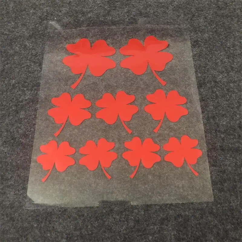 Adesivi per auto Decorazione del corpo del trifoglio a quattro foglie Decalcomanie riflettenti copri graffi adesivi modificati con personalità accessori auto