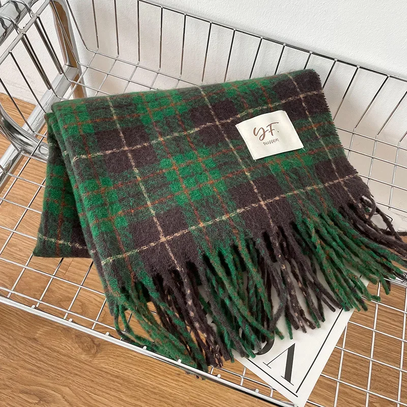 Women\'s Cashmere Scarf Green Plaid Vintage Winter Korean Thick Warm Long Tassel Shawl Neck Christmas Gift Fashion Accessories