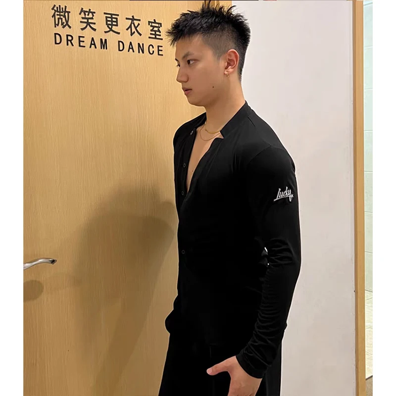 Chemises de danse latine pour hommes, manches longues, hauts noirs, col en V, professionnel, Rumba, salle de bal, pratique, vêtements de compétition, nouvelle collection