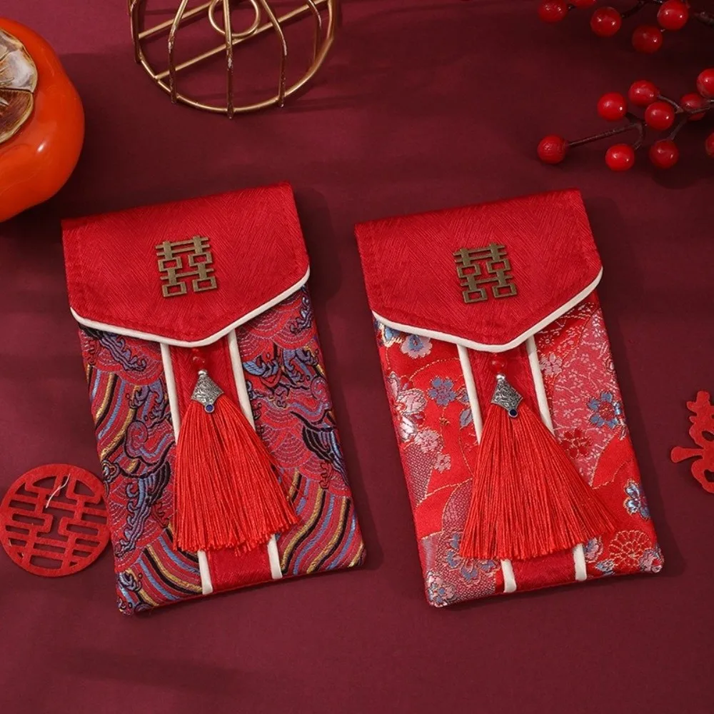 

Embroidery Craftsmanship Chinese Style Red Envelope Exquisite Ten Thousand Yuan Wedding Gift Red Envelope with Tassel