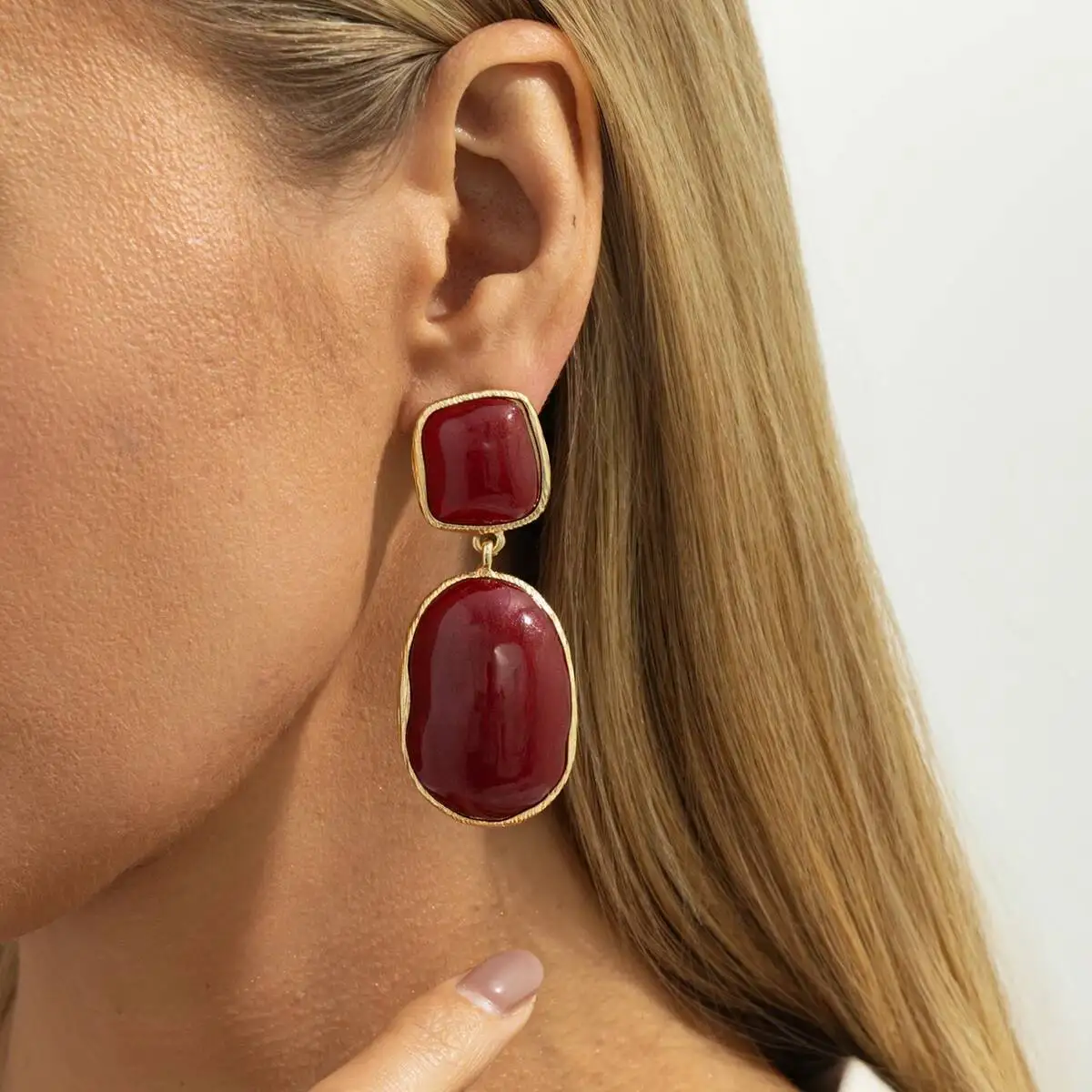 

Винтажные красные большие эллиптические серьги-подвески из смолы для женщин, элегантные модные металлические серьги для пирсинга, вечерние новые ювелирные изделия