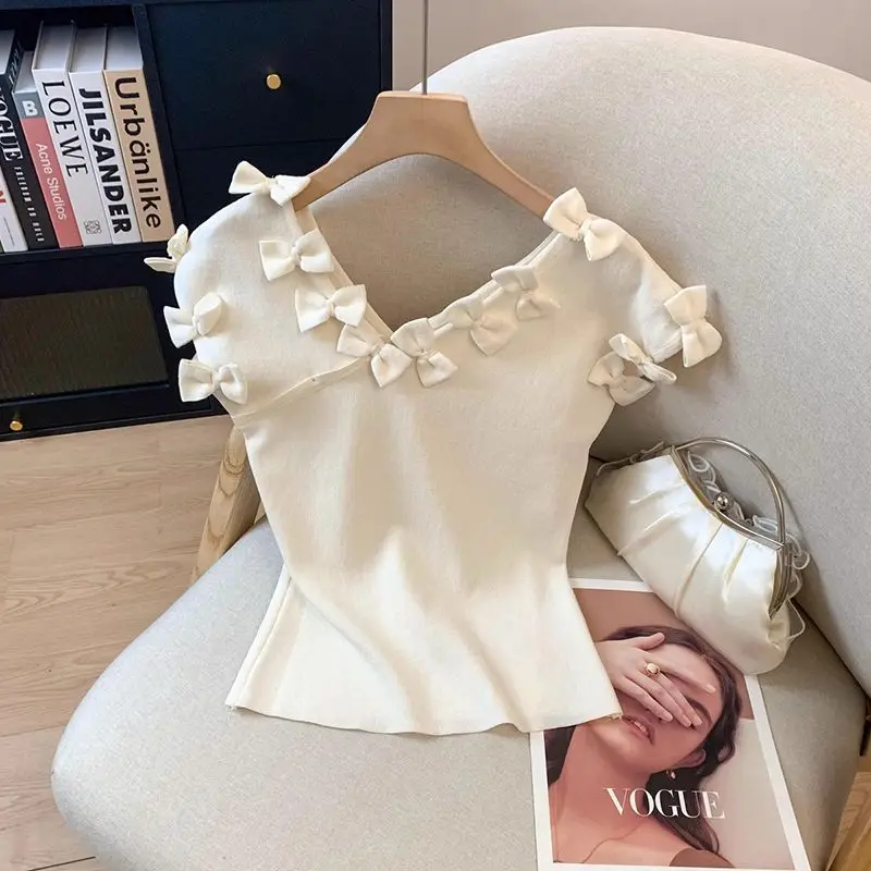 

Heavy Industry Three-dimensional Small Bow Stitching V-neck Short-sleeved Sweater 2025 Summer Retro Women's Coat Women