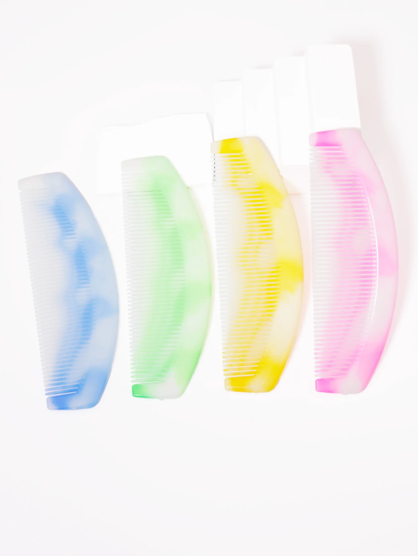 

Colored hair comb set, colored plastic comb, corner comb, knotless small comb, hand-held half moon corner comb