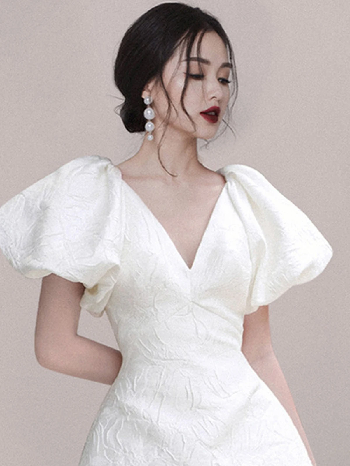 

Ele White Date Dr Women's Faion High-End Ball Gown Luxury Simple A-Line Skirt ort Sve Deep V-Ne Zipper Sle