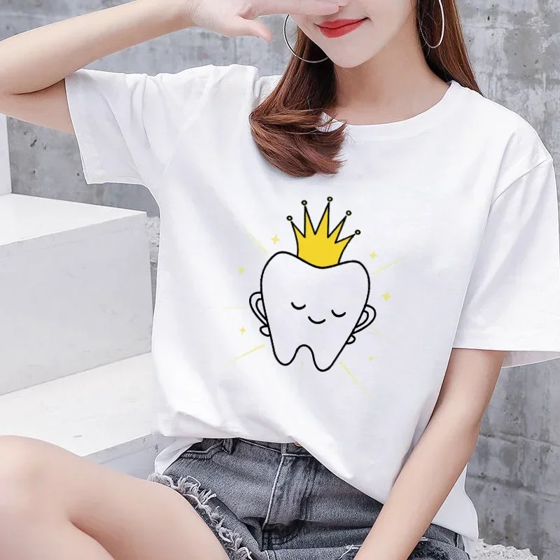 Aesthetic Funny Teeth Dentist Print Women's T-shirt 90s Harajuku Kawaii O-Neck T-shirt Pattern Fashion Casual T-shirt Top Women