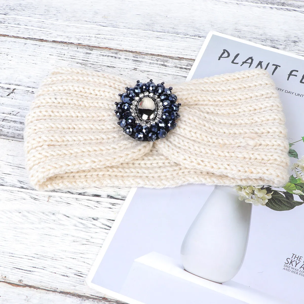 Knitted White Hair Band Bohemian Style Winter Warm Headband Ear Protector Rhinestone Headwrap Elastic Soft Comfortable Hair