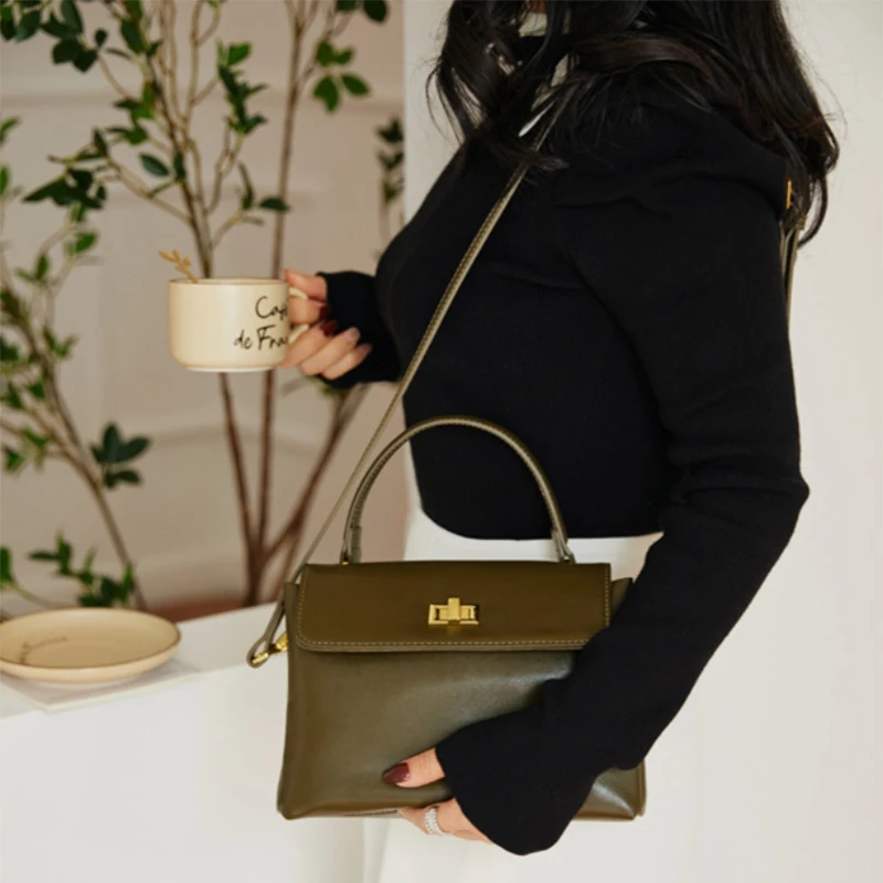 Cowhide Genuine Leather Tote Bag For Women Long Shoulder Strap   High Quality Leather Gold Lock Handbag Versatile Crossbody Bags