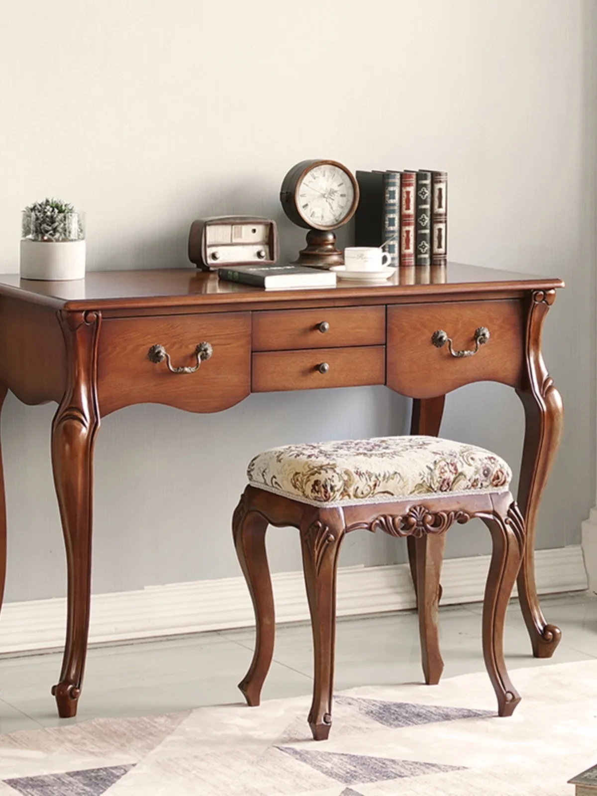 Picture 4: European Style Computer Desk Home Study