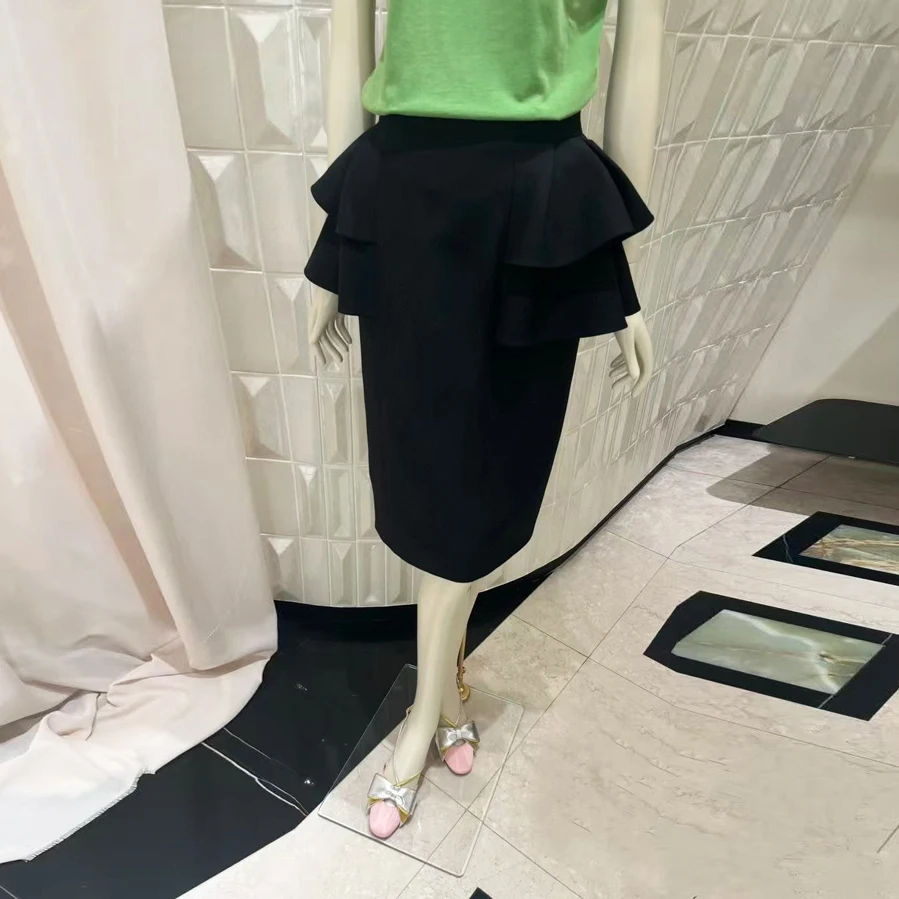 

Elegant Chic Caped Skirt Vintage Hepburn Style Partial Body Silk Hair Skirt Tight Fit Leaf Skirt Autumn Fashion Lad...