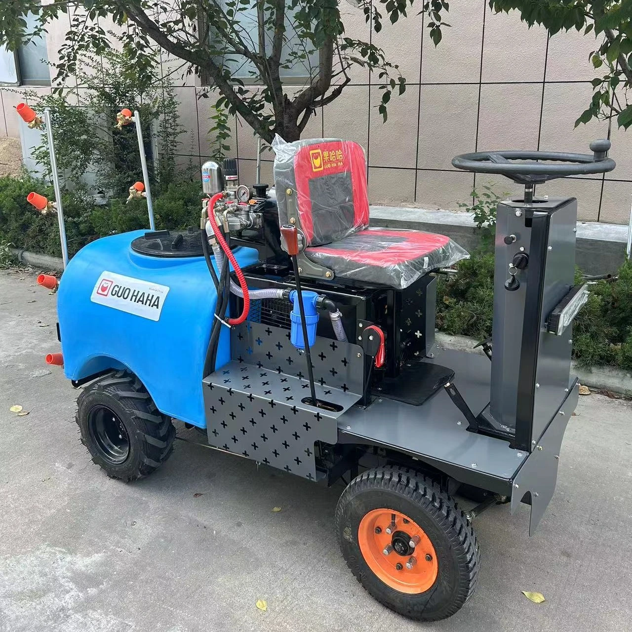 Fruit sprayer spray machine electric agriculture 200 Liter ride on blower spraying