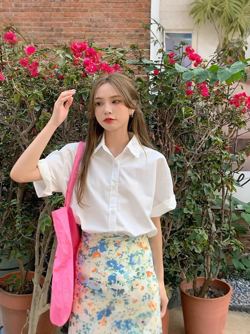 2025 décontracté à manches courtes chemise femme été tout-match ample col rabattu Blouse femme coréenne Simple boutonné chemises de travail