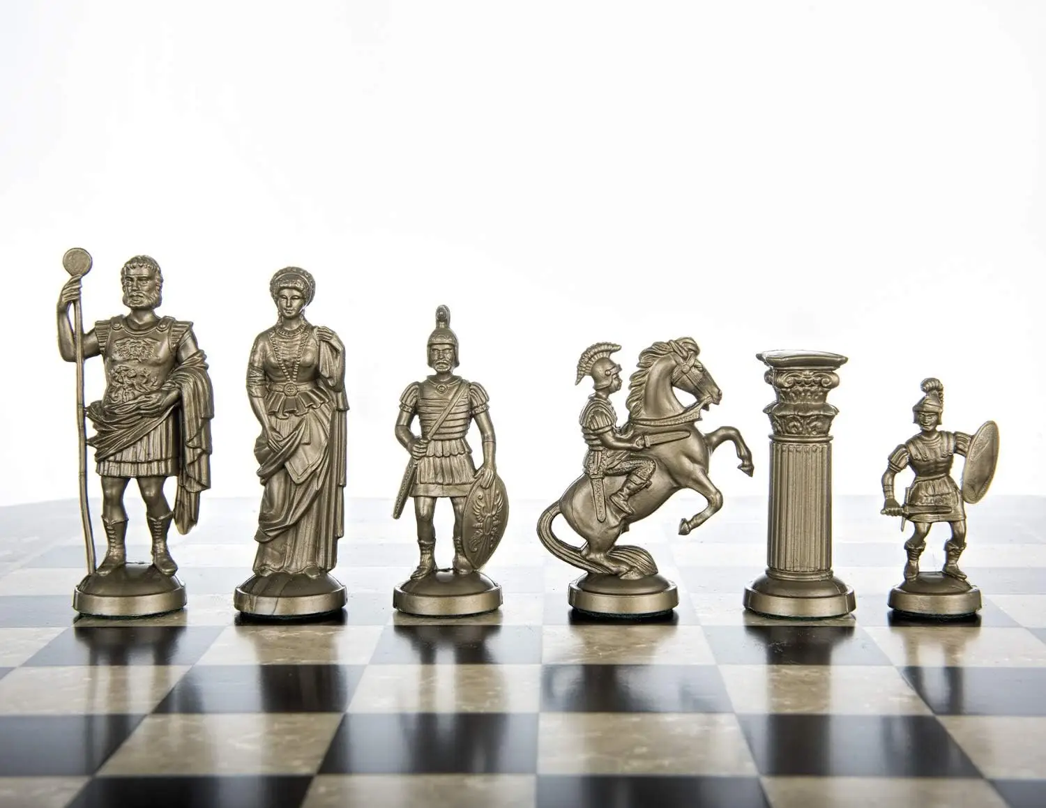 

Plastic Chess Pieces RomanLegion 3 3/4', 9,6 cm Black & Gold - Weighted, Felted