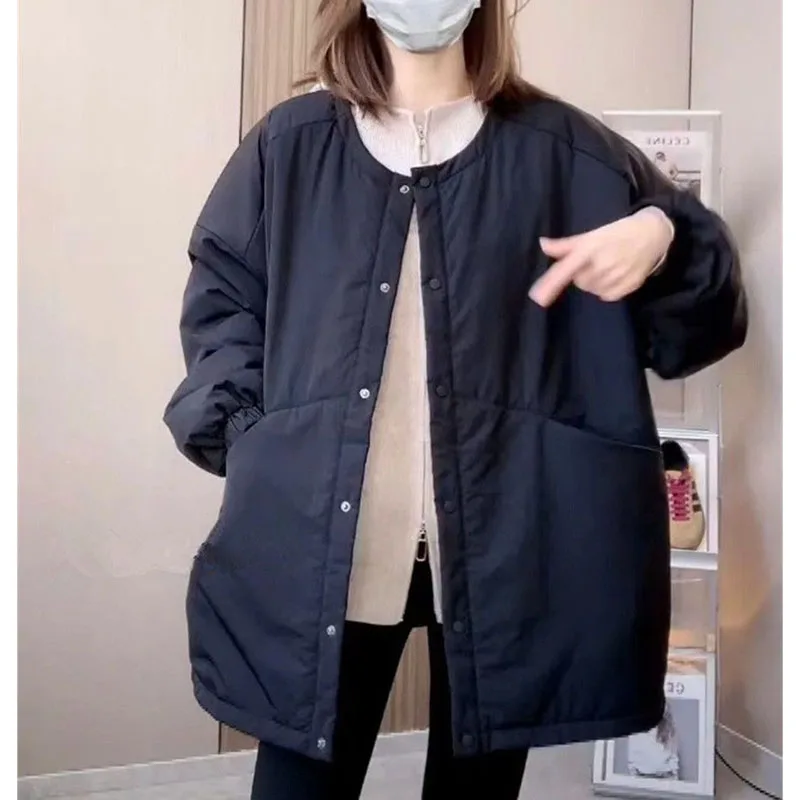 Koreanische Dame Rundhals Parkas Outwear 2025, Femme Lange Ärmel Baumwolle Gefütterte Mantel Winter Frauen Mode Einfarbig Puffer Jacke