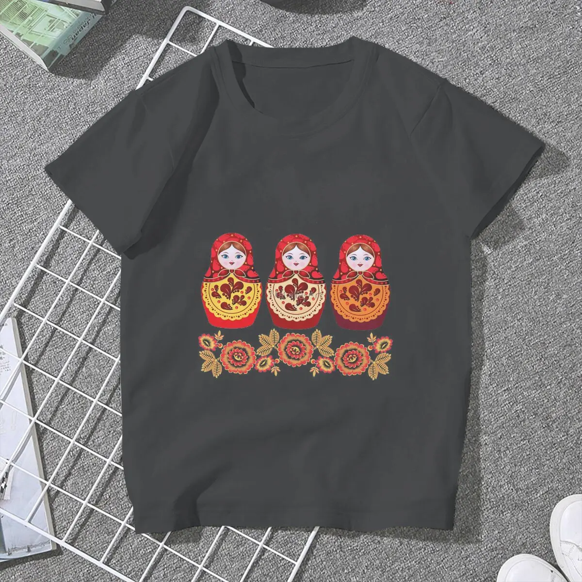 Cute Women T Shirt Russia Matryoshka Art Culture Leisure Tee Shirt Short Sleeve Crew Neck T-Shirts Cotton New Arrival Tops