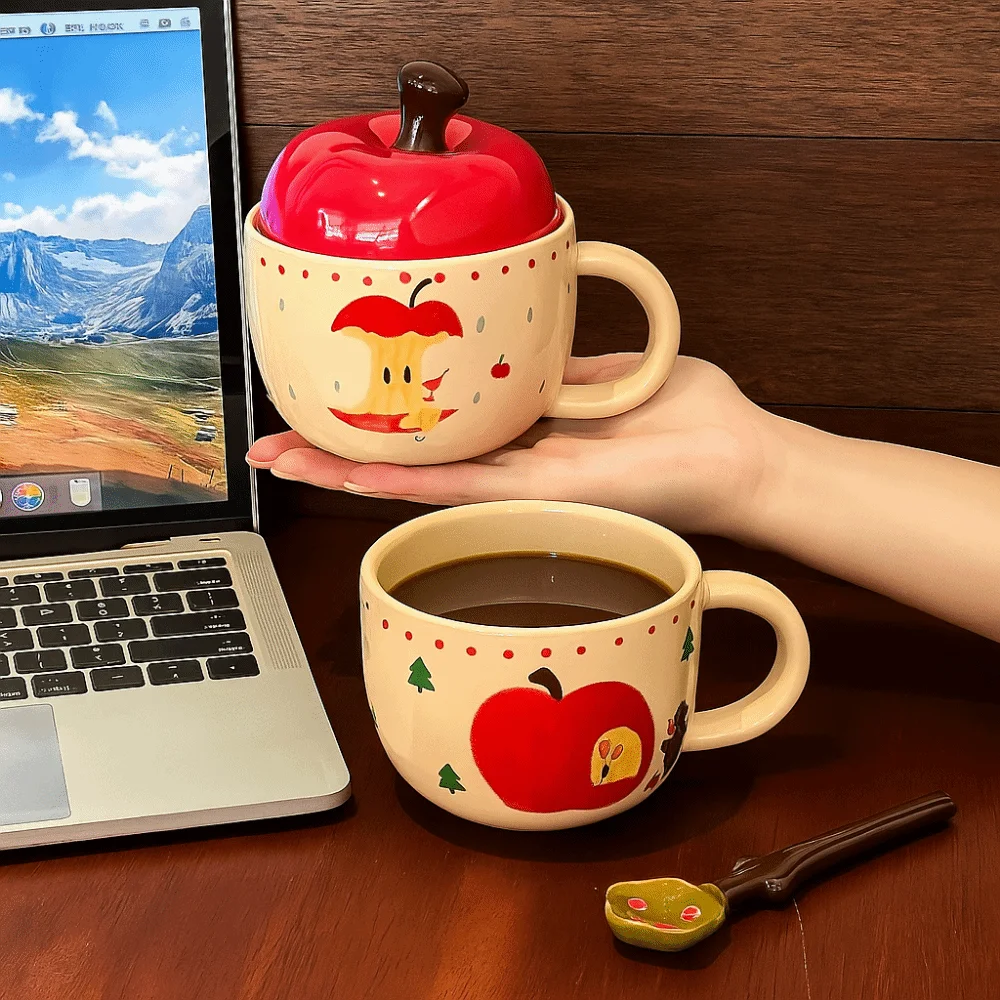 

Cute Ceramic Fruit Shape Mug 420ml Cartoon Coffee Mug with Lid and Spoon Breakfast Cup Christmas
