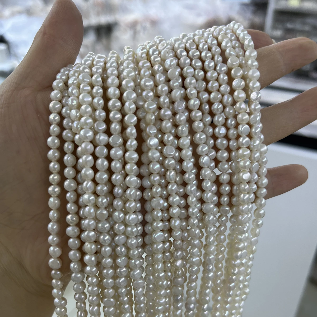 4-5mm AAA Glossy Natural Freshwater Pearls Round Isolated Loose Bead Jewelry for Make DIY Necklace Bracelet Women Wedding Gift