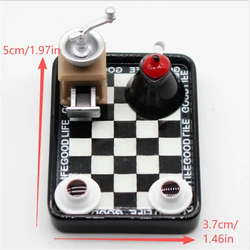 Miniaturowy ekspres do kawy z młynkiem, czarno-biały zestaw talerzy w kratkę, model do dekoracji domku dla lalek, zabawki do zabawy w udawanie.