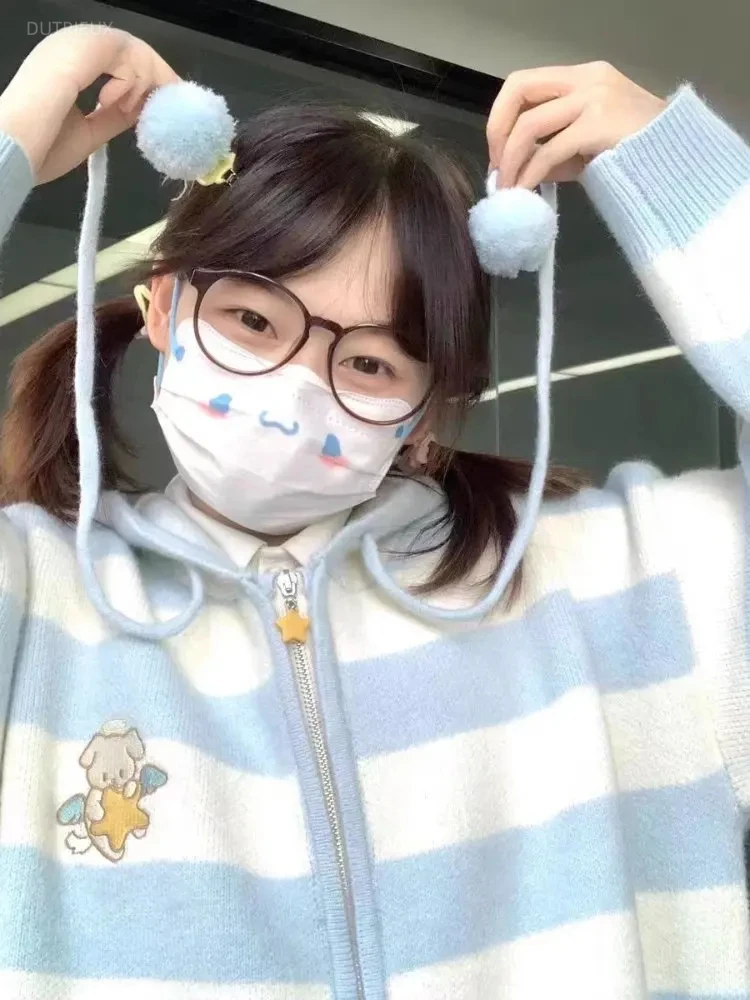 Cardigan lavorato a maglia con ricamo per cani cartoni animati giapponesi Kawaii da donna, giacche maglione a righe tutte abbinate, cappotti con cappuccio Kardigany