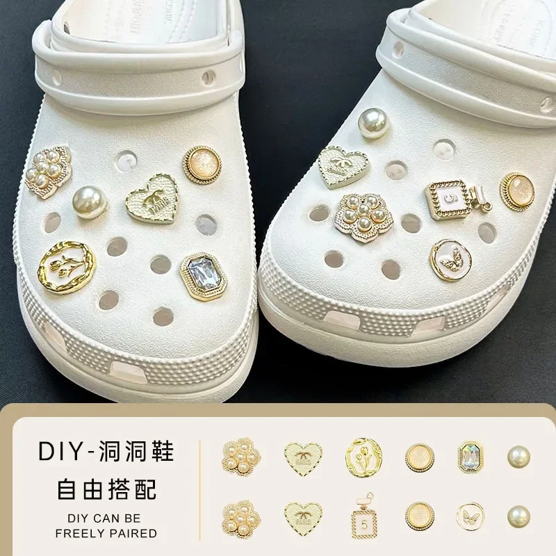 12 Uds. De dijes para zapatos con agujeros, tendencias de moda, decoración de flores de perlas de platino DIY para zapatos, sandalias, zuecos, regalos para niños
