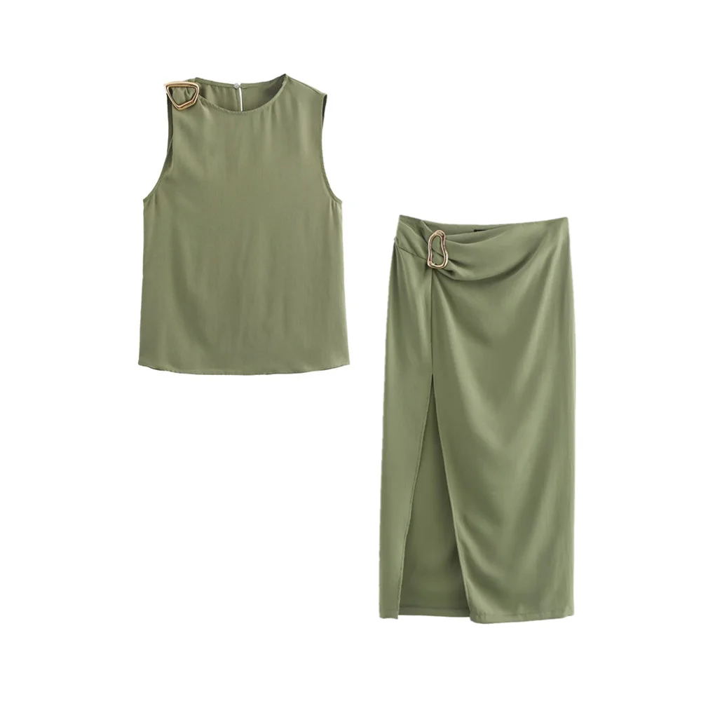 

PB&ZA2024 autumn new women's clothing temperament slim fit buckle decoration hanging vest top split yarn cage skirt set