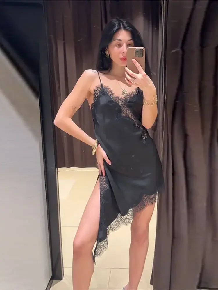 レースパッチワークサテンキャミソールミニドレス レディース 夏 ノースリーブ イレギュラー スリットヘム ショートドレス 女性 セクシー クラブ パーティー ローブ 2025