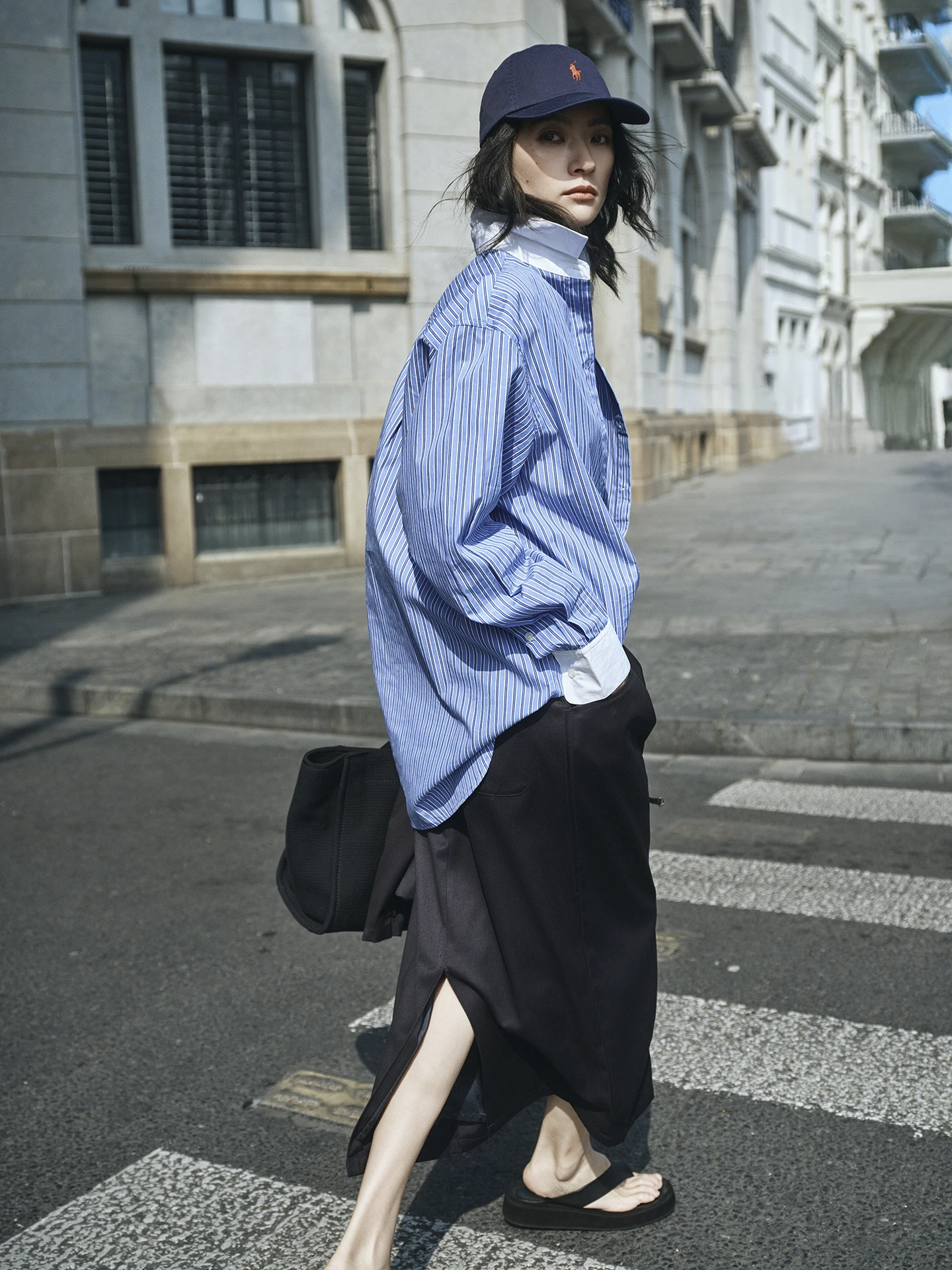 

Loose Women's Blue Striped Long Sleeve Shirt YVONE LIU Lazy Style Contrast Color Oversized Bird Embroidery Top Casual Shirt