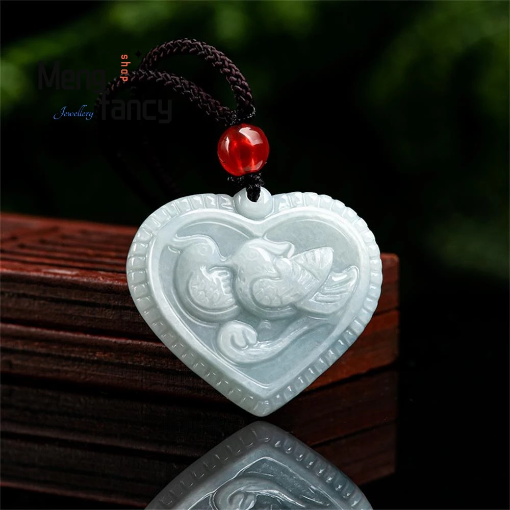 

Natural Jadeite Mandarin Duck Pendant Charm Fashion Engraver Fine Jewelry Men Women Couple Mascot Luxury Gift Wedding Souvenir