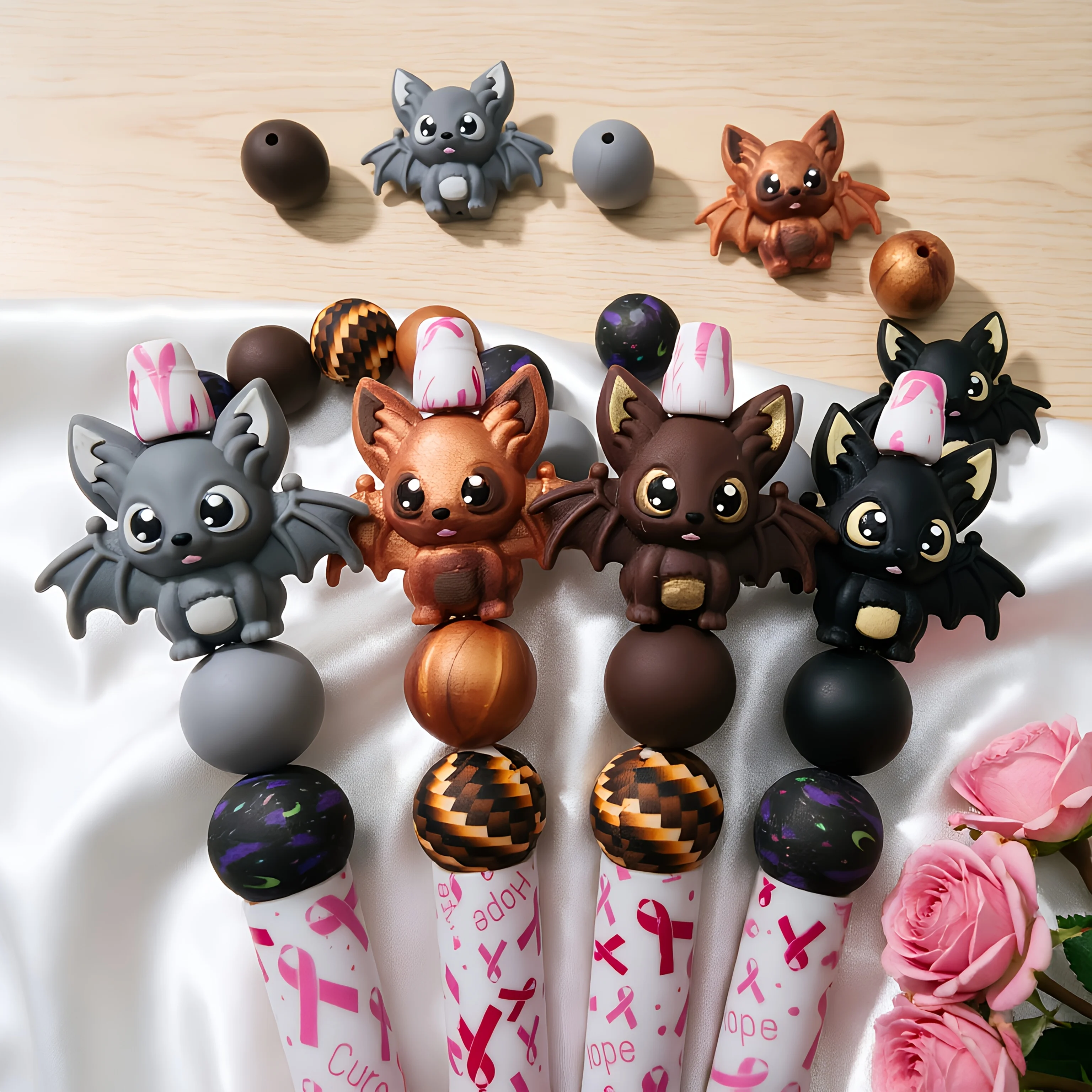 32/34-teiliges Silikonperlen-Set mit Fledermaus-Motiv für DIY-Perlenketten, Armbänder, Stifte, Schmuck, Anhänger usw. Geburtstagsgeschenk für die Feiertage – Detail 6