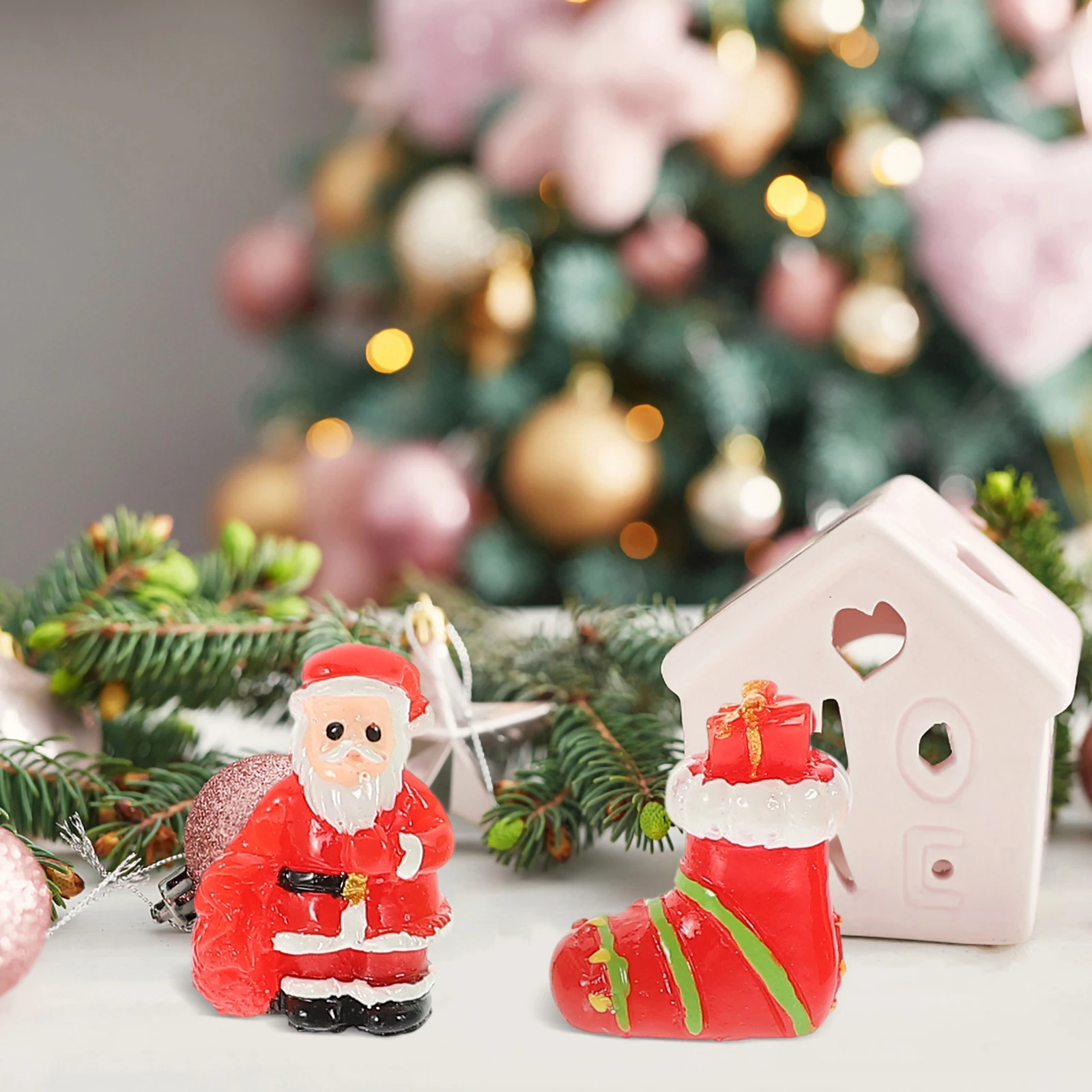 

1 set 1 Set Of Mini Christmas Ornaments Resin Santa Deer Carriage Micro Landscape Decor For House Village Xmas Decoration Kits