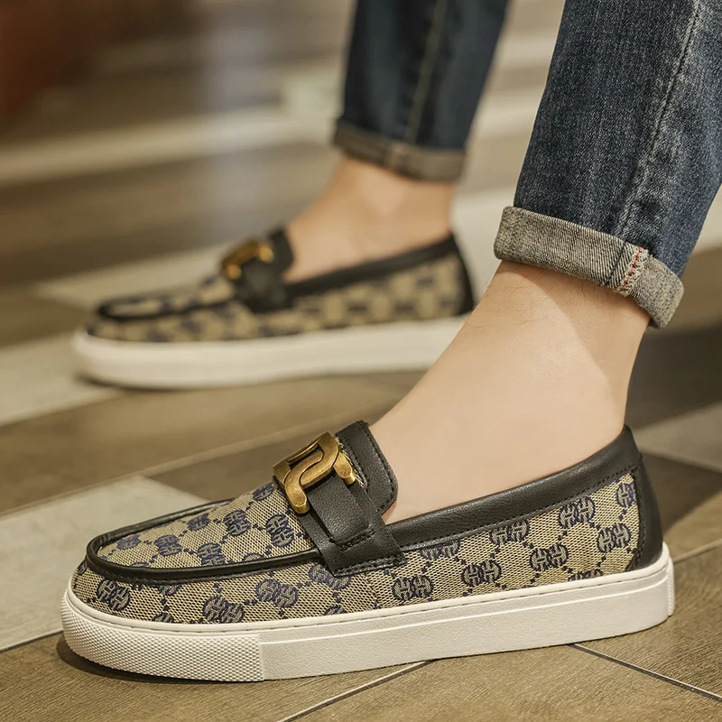 2026 New Bussiness Casual Shoes for Men Low-top Fashion Loafers Slip On Flat Boat Shoe Mens Luxury Leather Shoes
