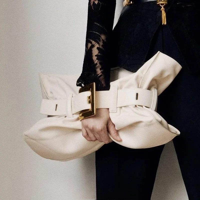 

2026New Textured Soft Leather Cloud Bag Premium Temperament Folded Belt Buckle Tote Underarm One Shoulder Portable Crossbody Bag