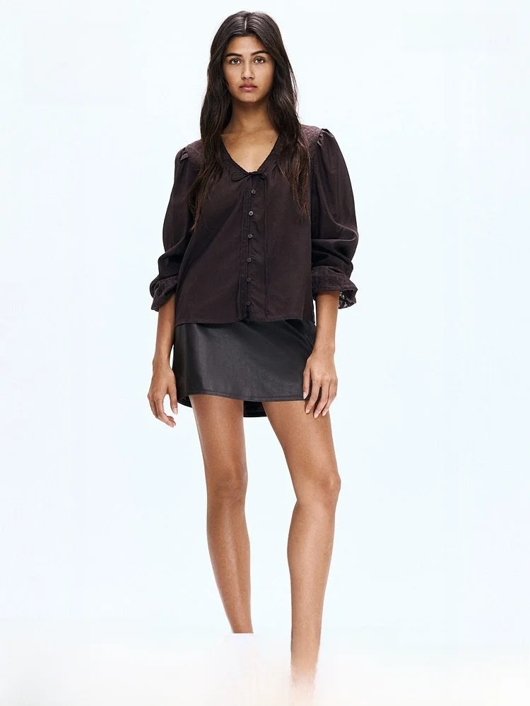 

Весенняя женская блузка H&M 35667 с поясом, повседневная, с кружевными вставками, из хлопка, с V-образным вырезом, длинными рукавами, на пуговицах, с поясом