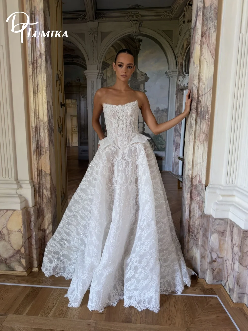 Exquisite Straight Neck Strapless Lace Ballgown Wedding Dress Corset Bodice Sequined Floral Train Bridal Gown vestidos de novia