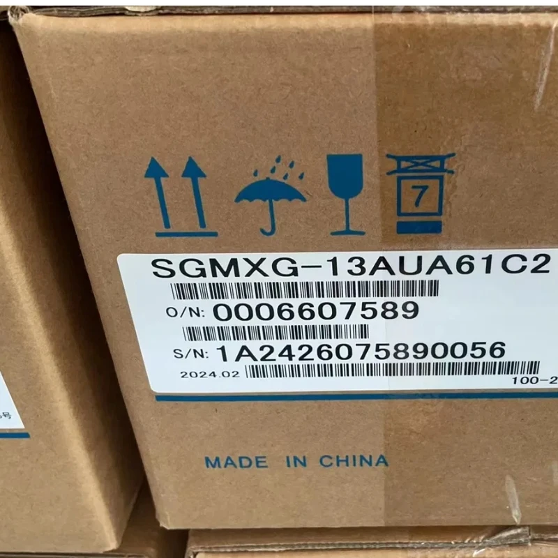 

Новый серводвигатель Yaskawa SGMXG-13AUA61C2 с ускоренной доставкой