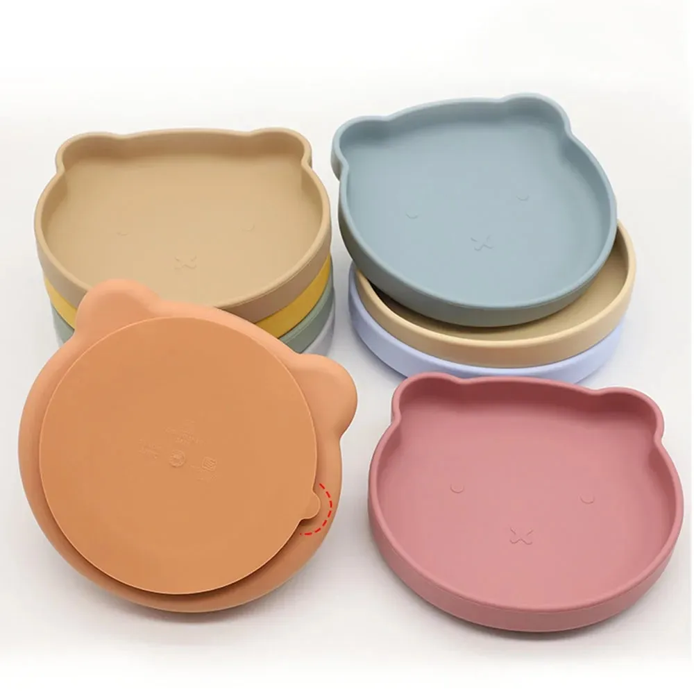 Ciotola per bambini cucchiaio orso piatto da pranzo in Silicone colorato potente ventosa manico in legno senza BPA forchetta cucchiaio Set per