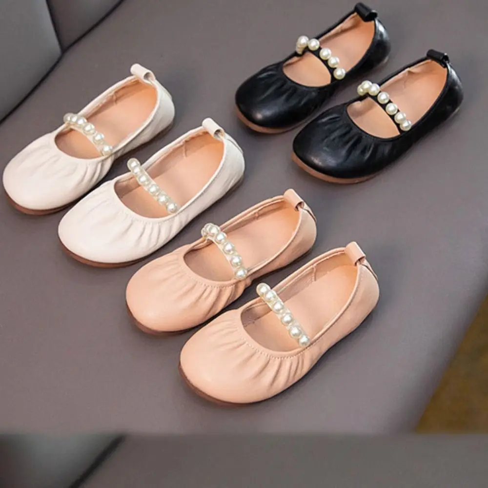 Zapatos de cuero a la moda para niños, zapatos de princesa de suela blanda con perlas, zapatos planos informales ligeros sin cordones para niños, otoño