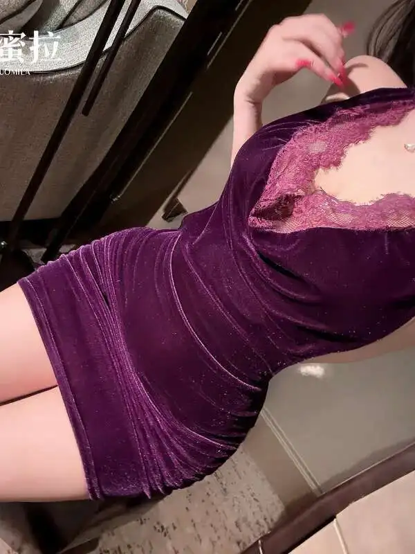 فستان ضيق مثير من الدانتيل زي أنيق رغبة نقية فستان نوم أرجواني بدون أكمام فستان قصير برقبة على شكل V دانتيل مثير للنساء الكوريات 967F