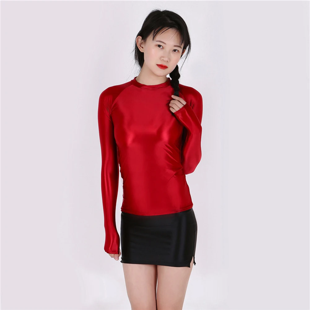 Neue Damen-Tops mit Rundhalsausschnitt für den Alltag, Glänzendes Hochelastisches Figurformendes T-Shirt in Unifarben für Alle Jahreszeiten